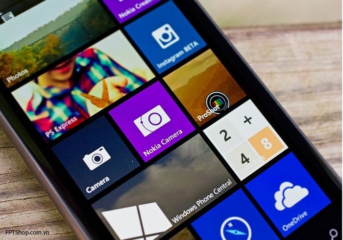 Trong thời điểm hiện tại, chỉ có Microsoft vẫn đang cố gắng bám trụ với nền tảng hệ điều hành này