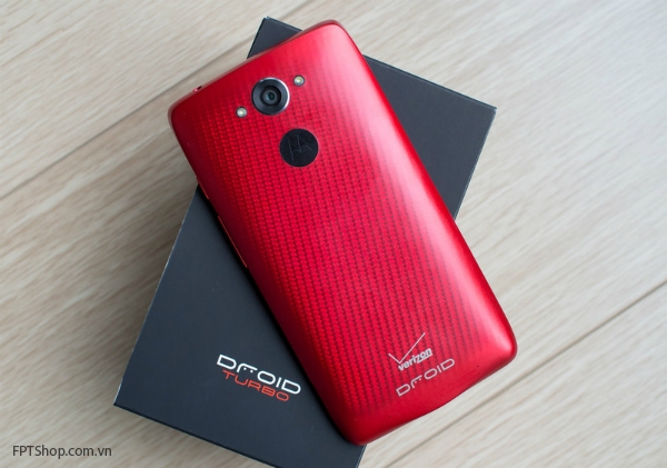 Droid Turbo – Phát hành tháng 10 năm 2014