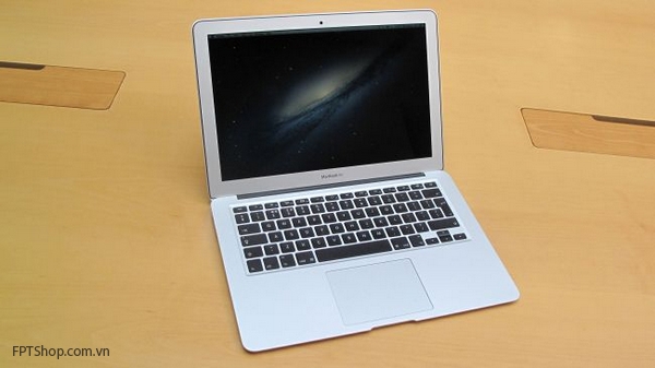 Apple Macbook Air 13-inch
