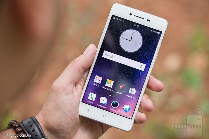 máy ảnh Oppo R7