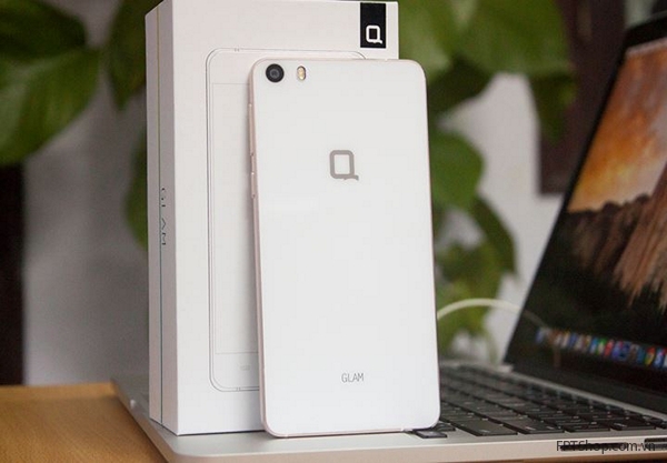 OPPO Mirror 5 (5.690.000 đồng)