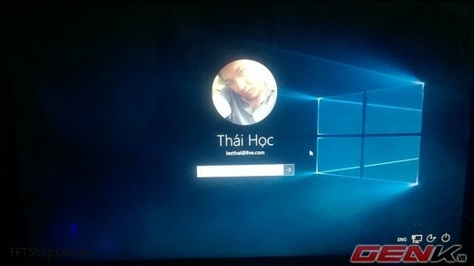 Thay hình nền đăng nhập ấn tượng cho Windows 10