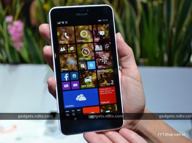 Microsoft Lumia 640 XL (giá bán 4,59 triệu đồng)