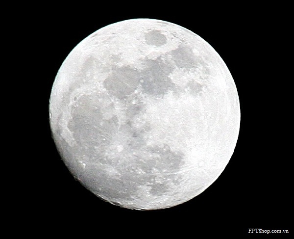 Xì Trum với mặt trăng xanh ngày 31/7