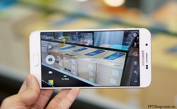 Đập hộp Samsung Galaxy A8