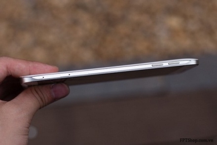 Đập hộp Samsung Galaxy A8
