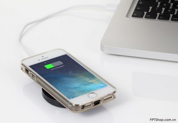 Người dùng iPhone luôn muốn có một thiết bị sạc không dây chính hãng của Apple