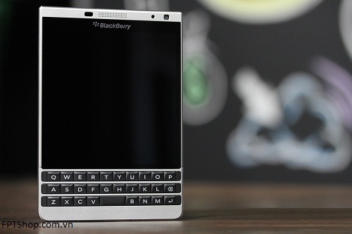 Blackberry_Passport_silver_thach_thuc_iPhone_6S