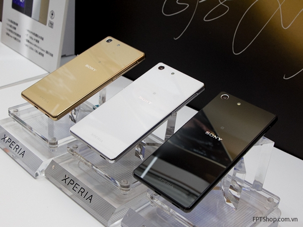 Sony Xperia M5
