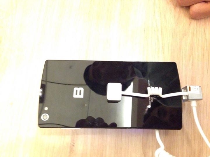 Ảnh thực tế Bphone