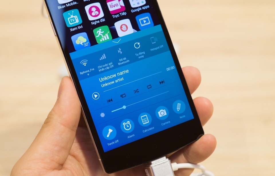 bphone-3