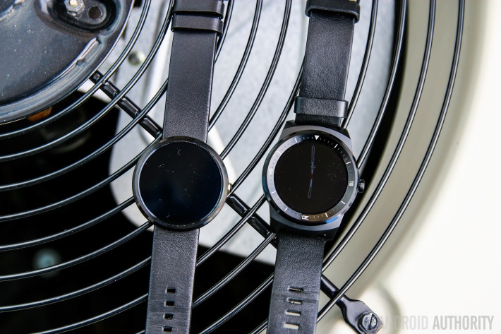 Motorola Moto 360 và LG G Watch R
