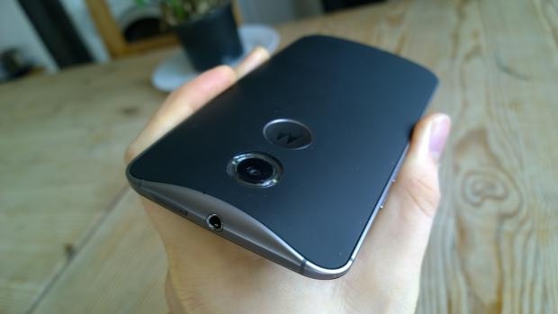 so-sanh-Nexus-6-và-Moto-X-4
