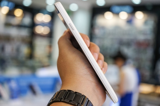 Philips Xenium I928 