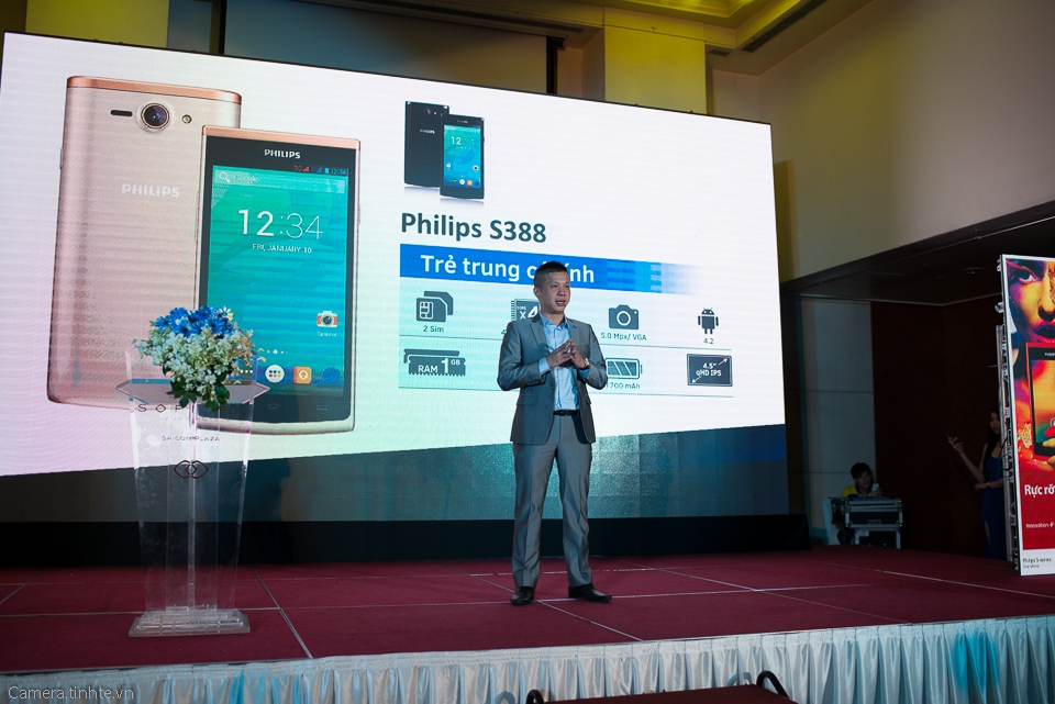 Philips S388