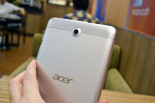 Acer A1-713