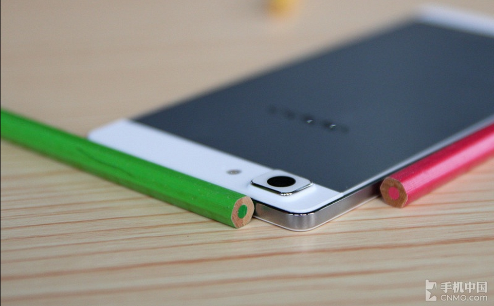 Oppo R5