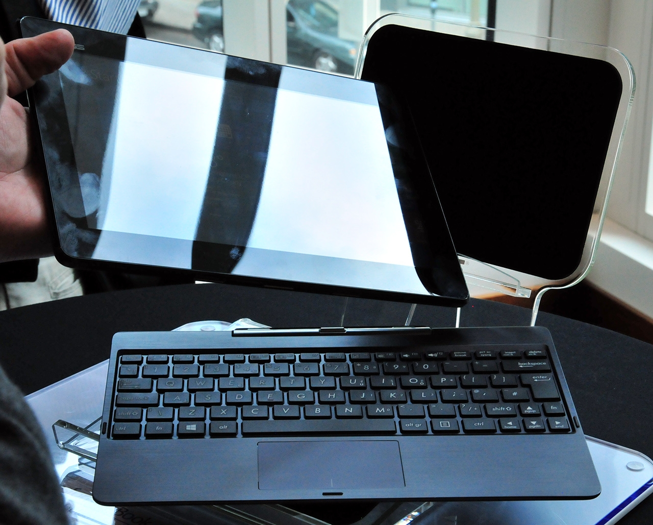 Transformer Book T100