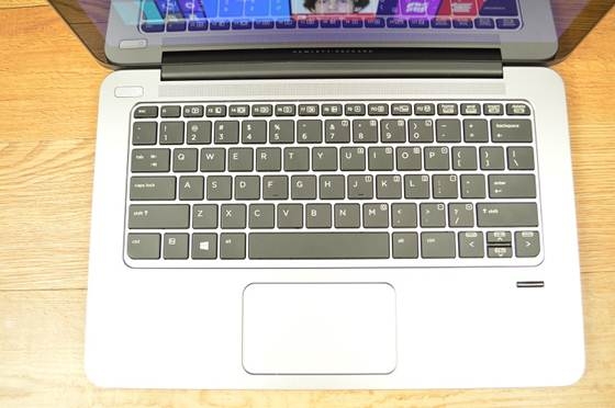 Bàn phím được thiết kế dạng Deck Keyboards