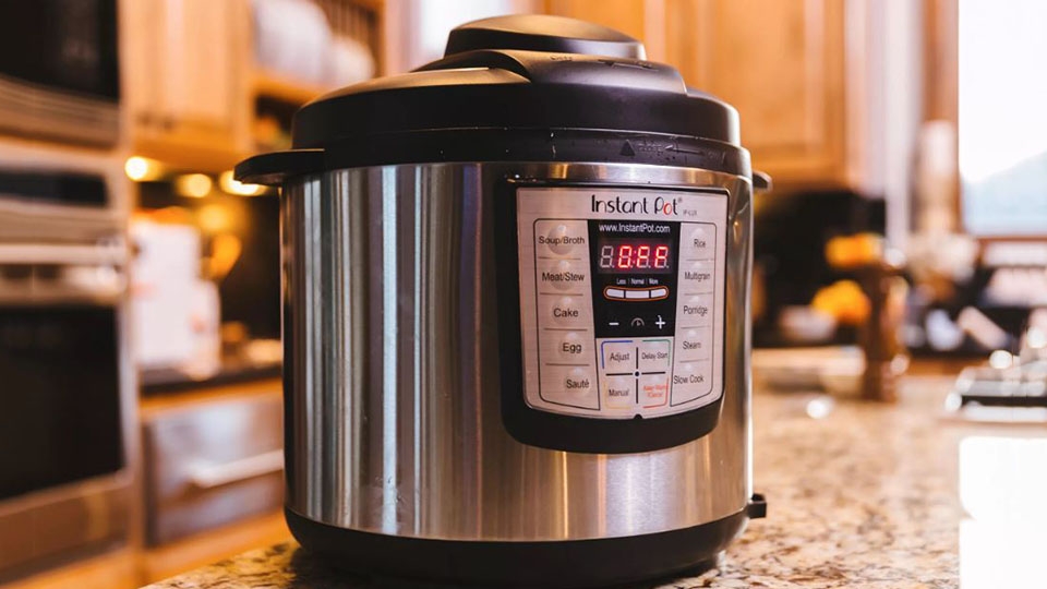 Sở hữu ngay nồi áp suất Instant Pot 6 trong 1 với giá bán chỉ 3,3 triệu đồng 1