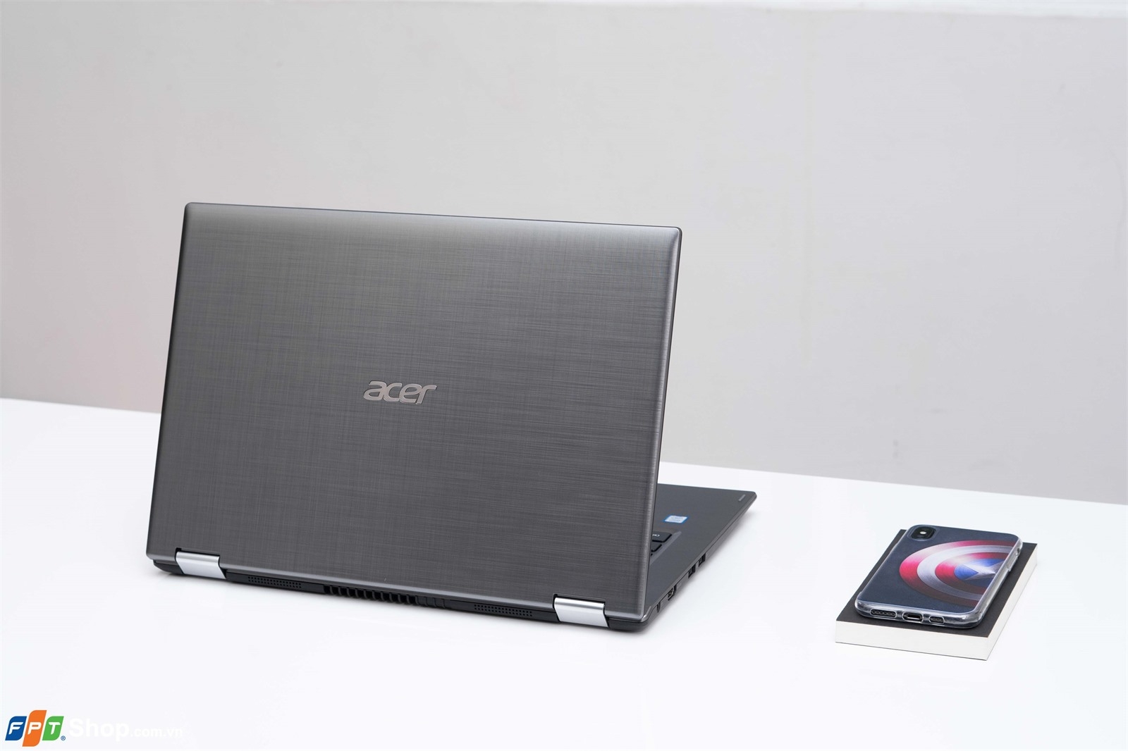 Acer Spin 3: Laptop xoay gập 360 độ, Core i5 4 nhân 8 luồng, giá giảm mạnh 2.5 triệu (ảnh 1) Acer Spin 3: Laptop xoay gập 360 độ, Core i5 4 nhân 8 luồng, giá giảm mạnh 2.5 triệu (ảnh 1)
