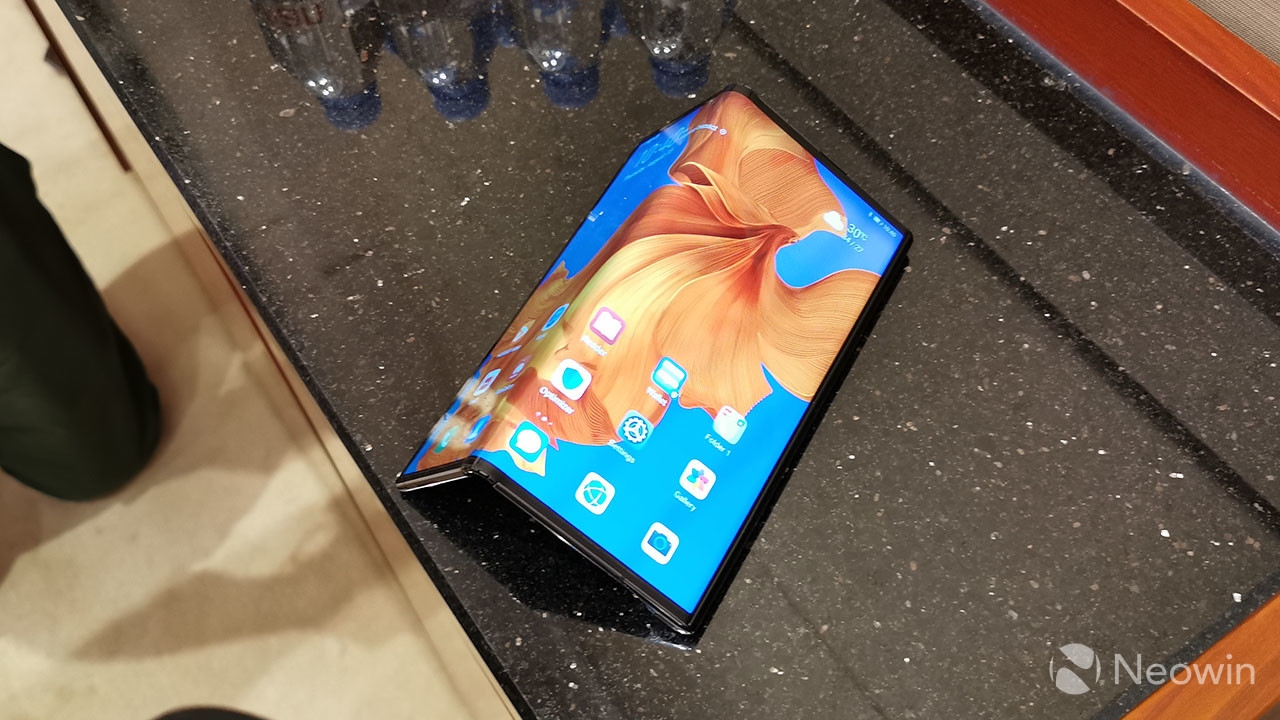 Huawei Mate X 08 Huawei Mate X 08