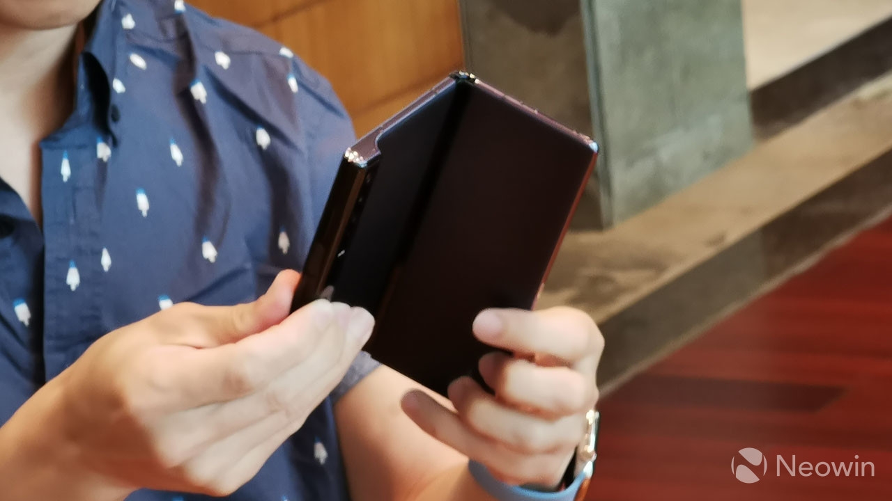 Huawei Mate X 09 Huawei Mate X 09