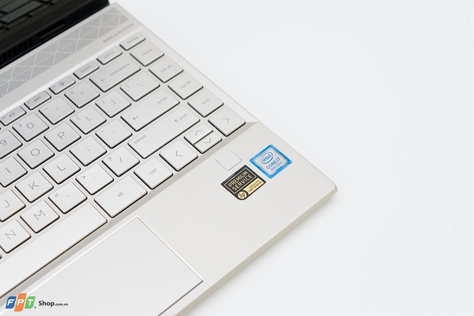 HP Envy 13 phiên bản Core i7: Thần thái quyến rũ, 4 nhân 8 luồng vượt trội (ảnh 3)