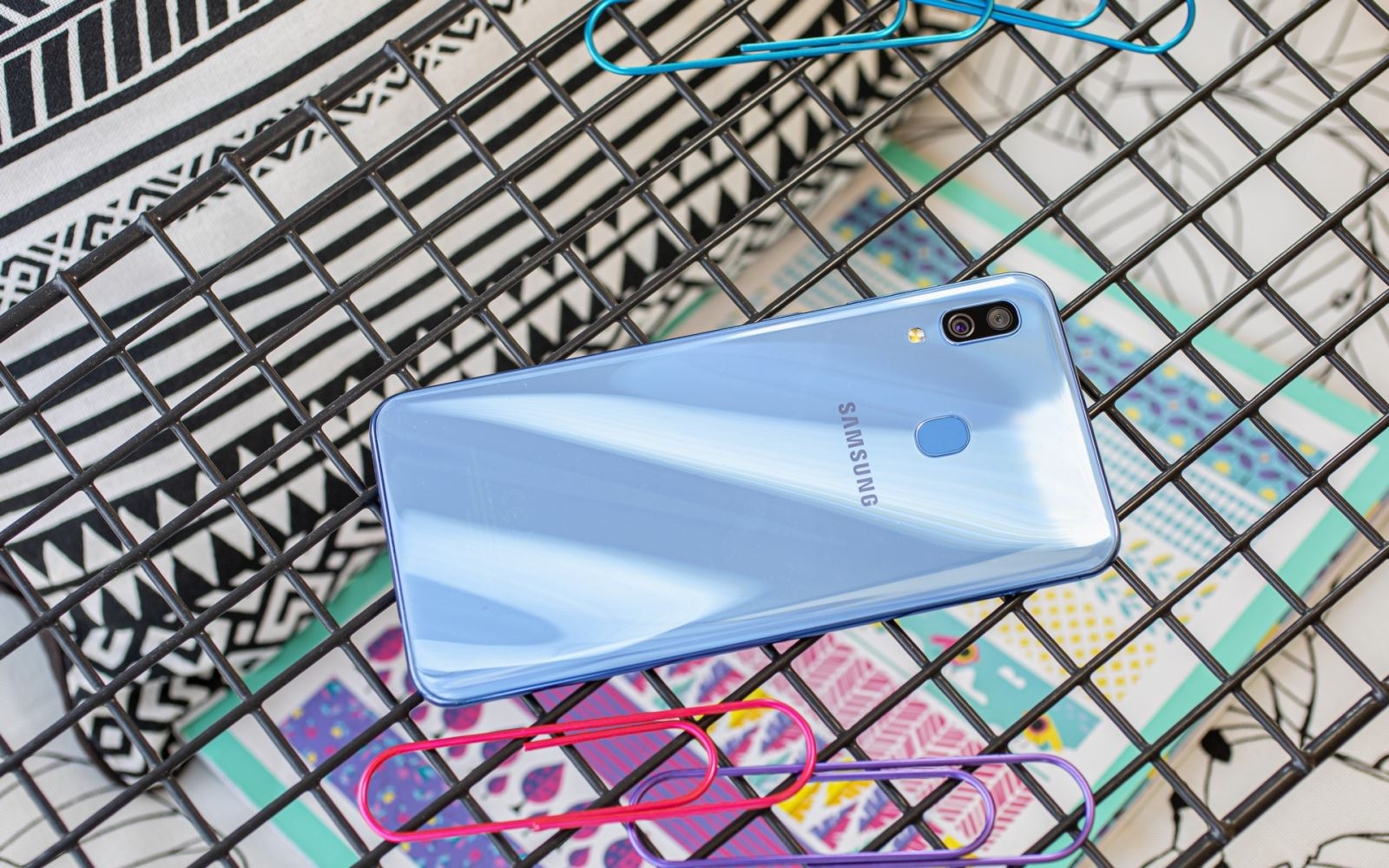 Samsung Galaxy A30