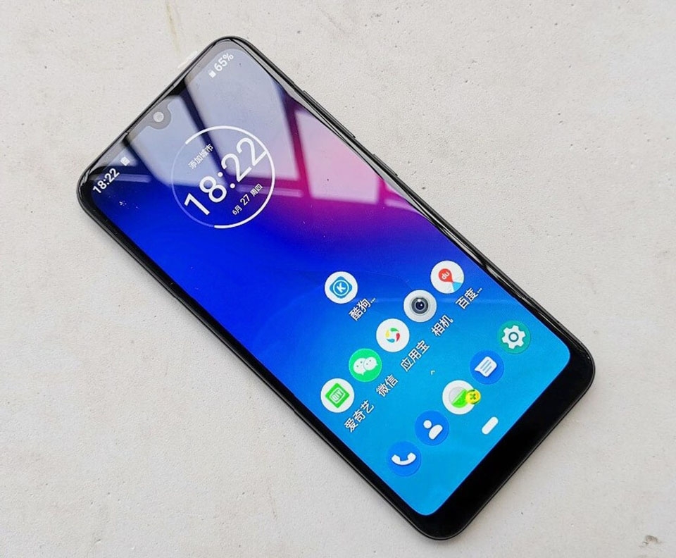 Thông tin Motot E6 Plus (ảnh 1)