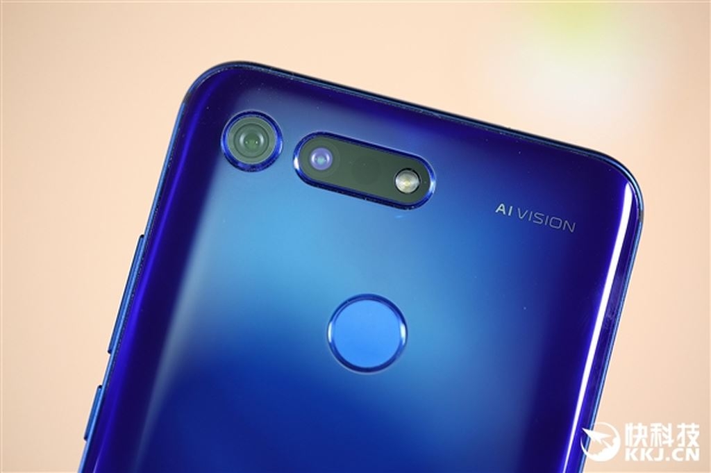 Honor V30