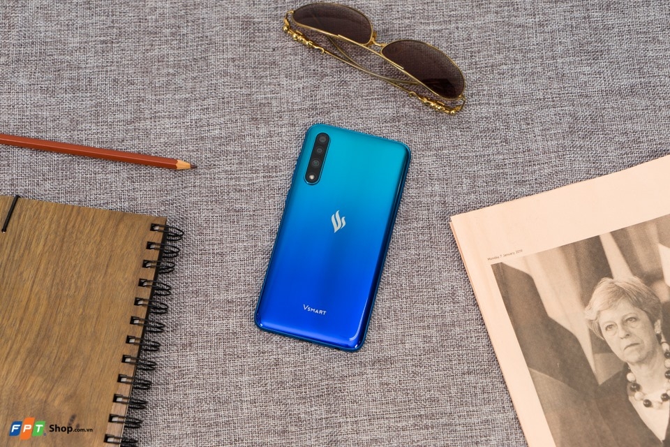 Giảm 1 triệu đồng, Vsmart Live đang là “siêu” smartphone tầm trung cực kỳ đáng sở hữu! (ảnh 1)