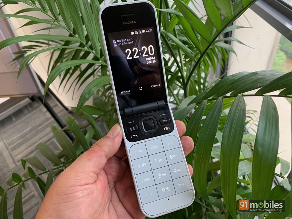 Trải nghiệm Nokia 2720