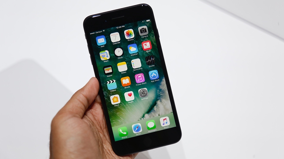 Apple nâng cấp màn hình iPhone thế nào trong những năm qua? 5