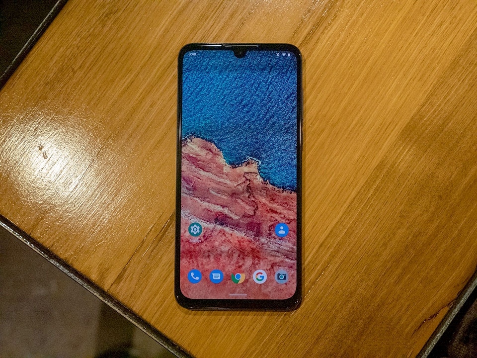 Motorola One Zoom