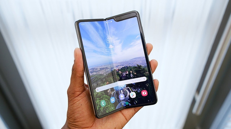 Galaxy Fold cháy hàng (ảnh 2)