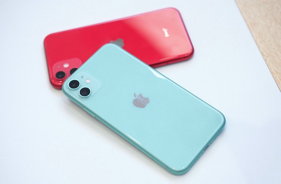 So sánh Galaxy S10 và iPhone 11 (ảnh 6)