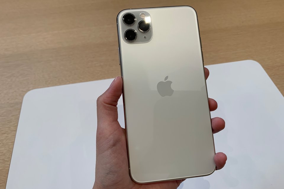 thời lượng pin trên iPhone 11 Pro Max