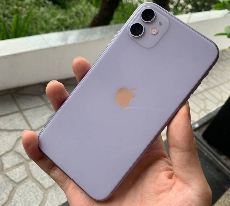 iPhone 11