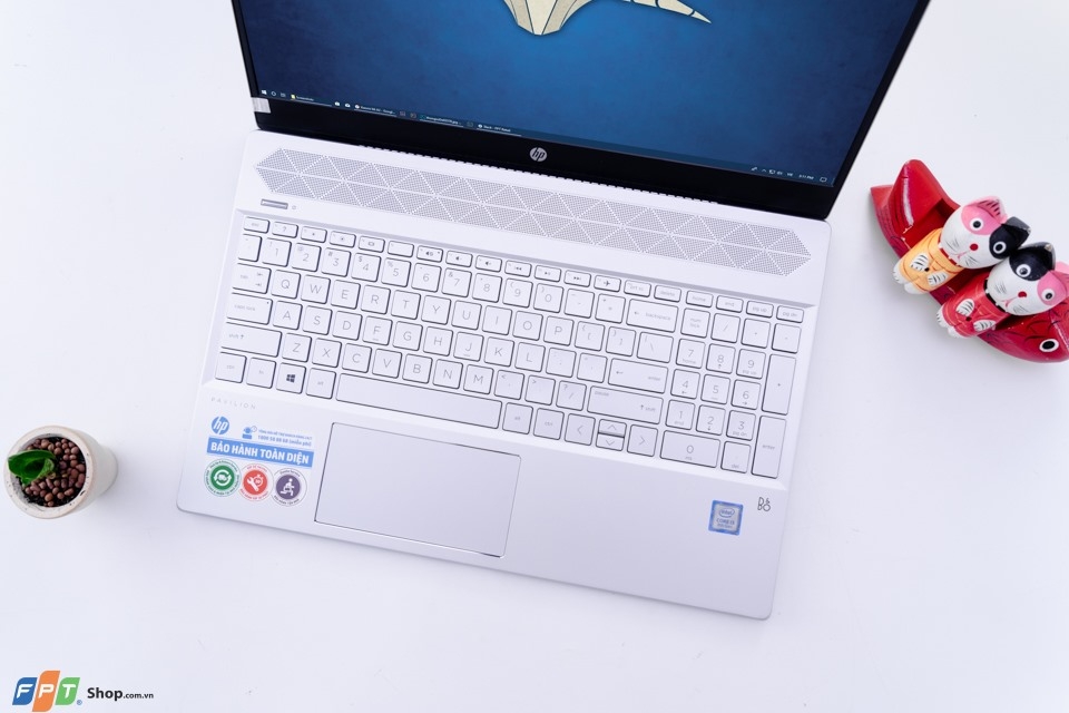 Chọn ultrabook 15.6 inch nào có card rời – giá tốt, mua về chỉ cần mở ra xài ngay? (ảnh 3) Chọn ultrabook 15.6 inch nào có card rời – giá tốt, mua về chỉ cần mở ra xài ngay? (ảnh 3)