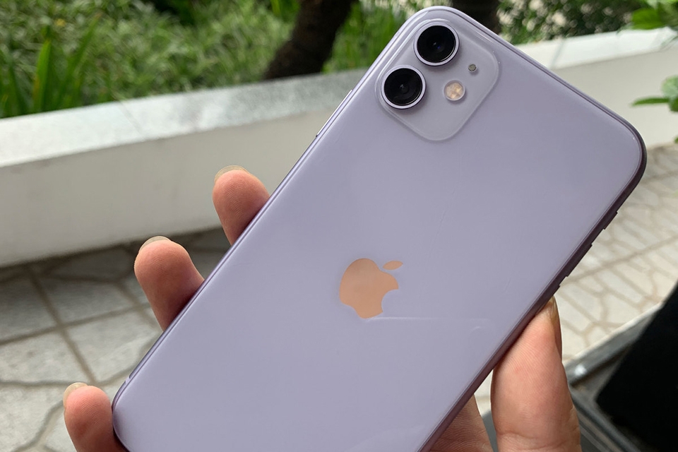 iPhone 11