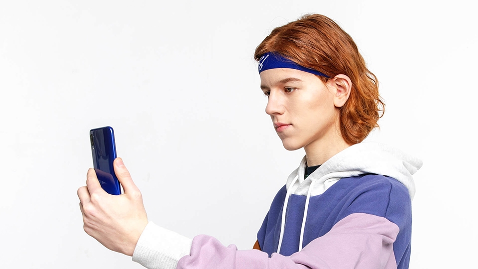 Xiaomi Redmi 7: Bạn đã quên mất chiếc smartphone giá rẻ siêu tốt này? (ảnh 6) Xiaomi Redmi 7: Bạn đã quên mất chiếc smartphone giá rẻ siêu tốt này? (ảnh 6)