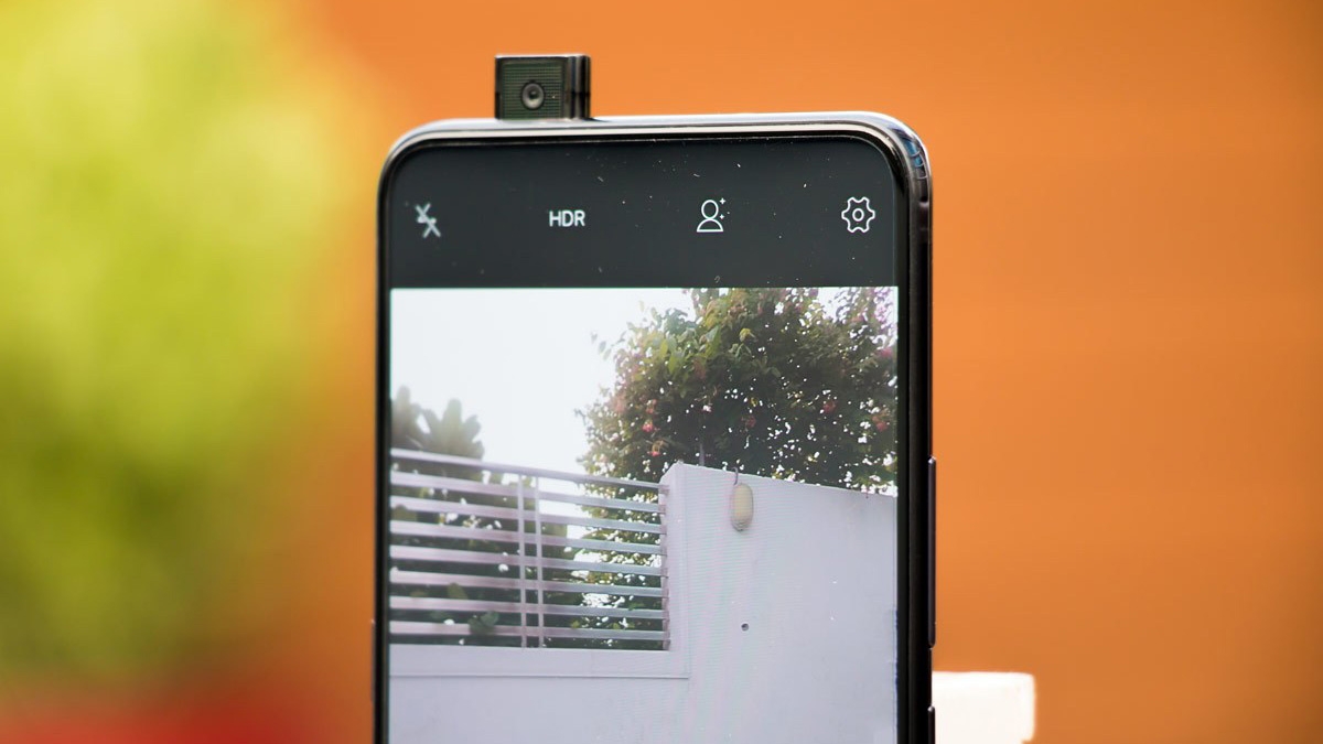 Dưới 6 triệu tìm smartphone màn hình tràn viền hoàn hảo có phải là điều bất khả thi? (ảnh 1) Dưới 6 triệu tìm smartphone màn hình tràn viền hoàn hảo có phải là điều bất khả thi? (ảnh 1)