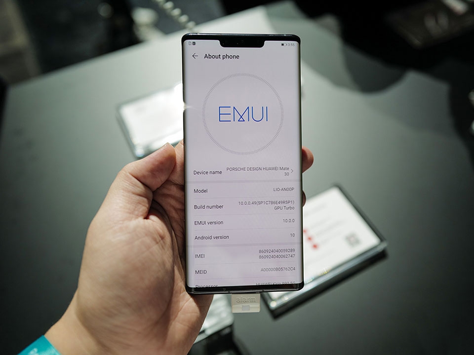 Huawei Mate 30 RS Porsche Design