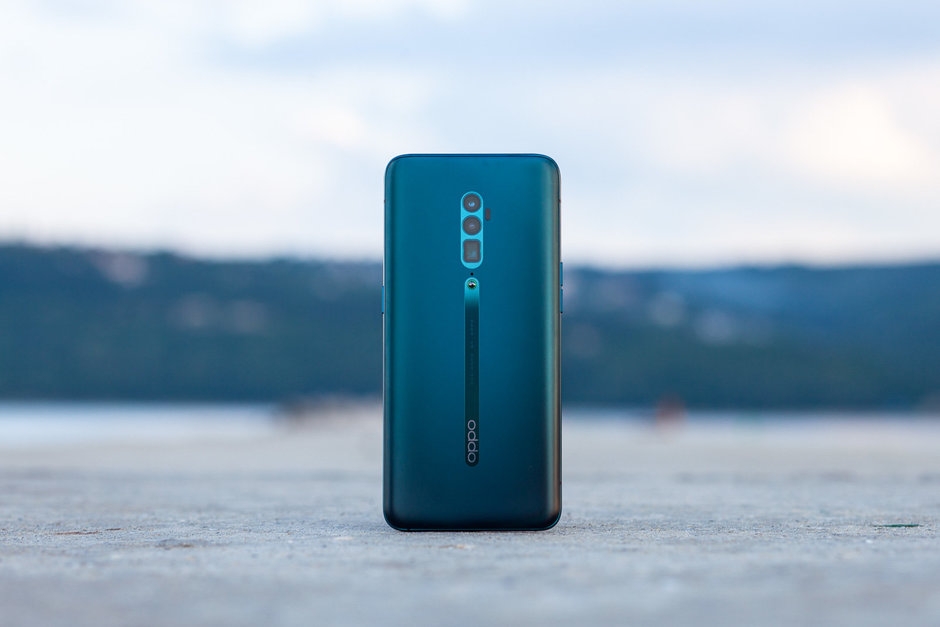 thiết kế OPPO Reno 10x Zoom
