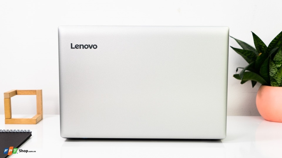 Chọn laptop văn phòng nào chỉ hơn 9 triệu đồng đã có đầy đủ mọi thứ bạn cần? (ảnh 1) Chọn laptop văn phòng nào chỉ hơn 9 triệu đồng đã có đầy đủ mọi thứ bạn cần? (ảnh 1)