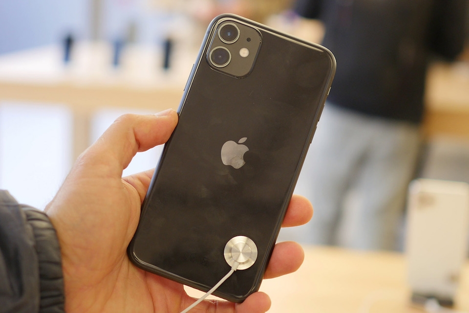 iPhone 11