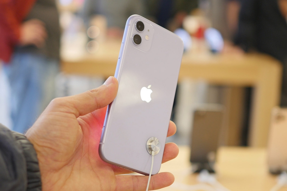 iPhone 11