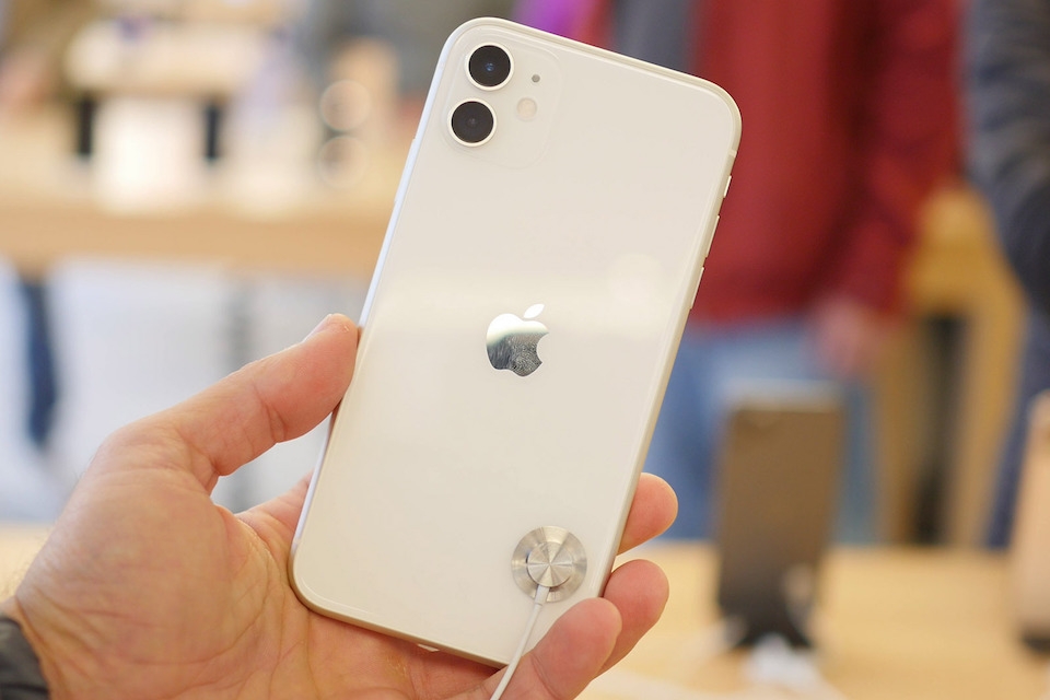 iPhone 11