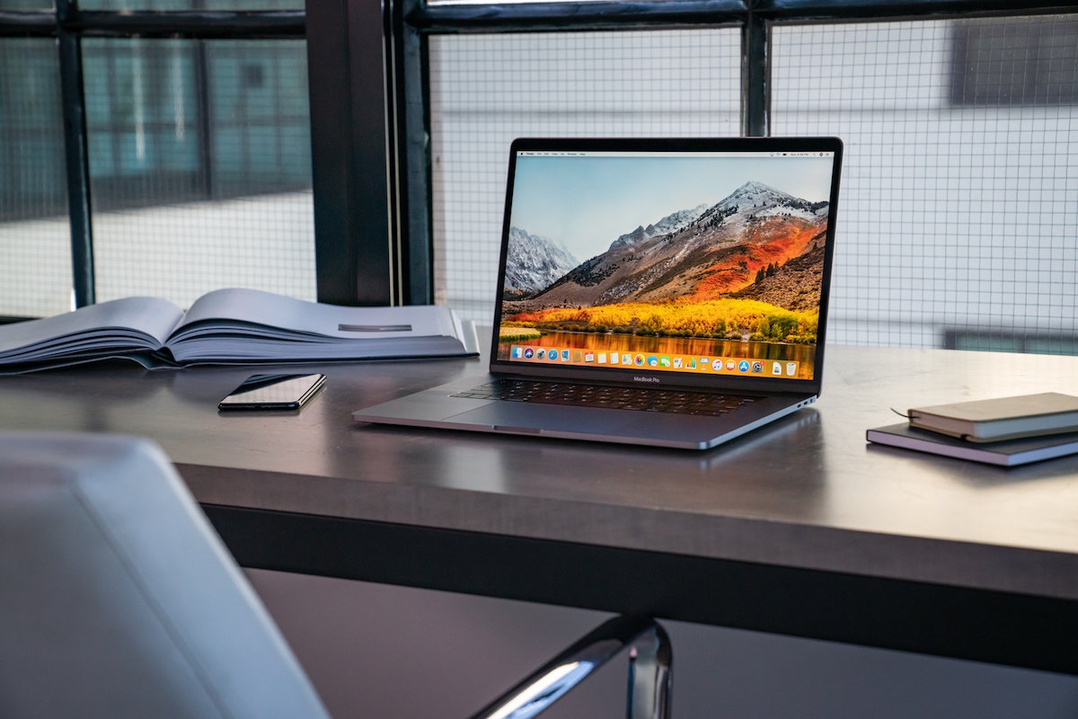 Với cấu hình siêu mạnh, MacBook Pro 15 2019 phiên bản Core i9-9980HK nên dùng cho việc gì? (ảnh 2)